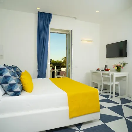 Cettina Boutique 4*