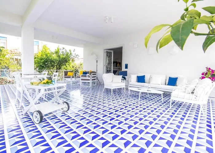 Cettina Boutique Гостевой дом 4*