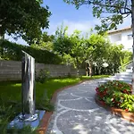 Cettina Boutique 4* Сорренто
