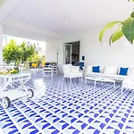 Cettina Boutique Konukevi 4*