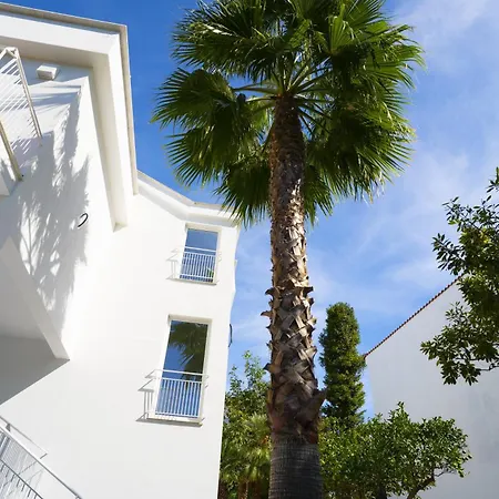 Konukevi Cettina Boutique 4*