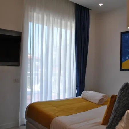 Cettina Boutique Konukevi 4*